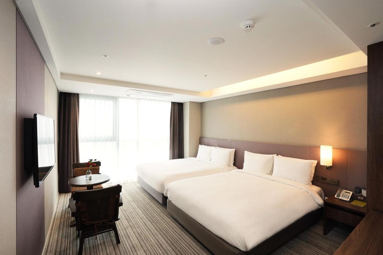Hotel Adela Busan Esterno foto