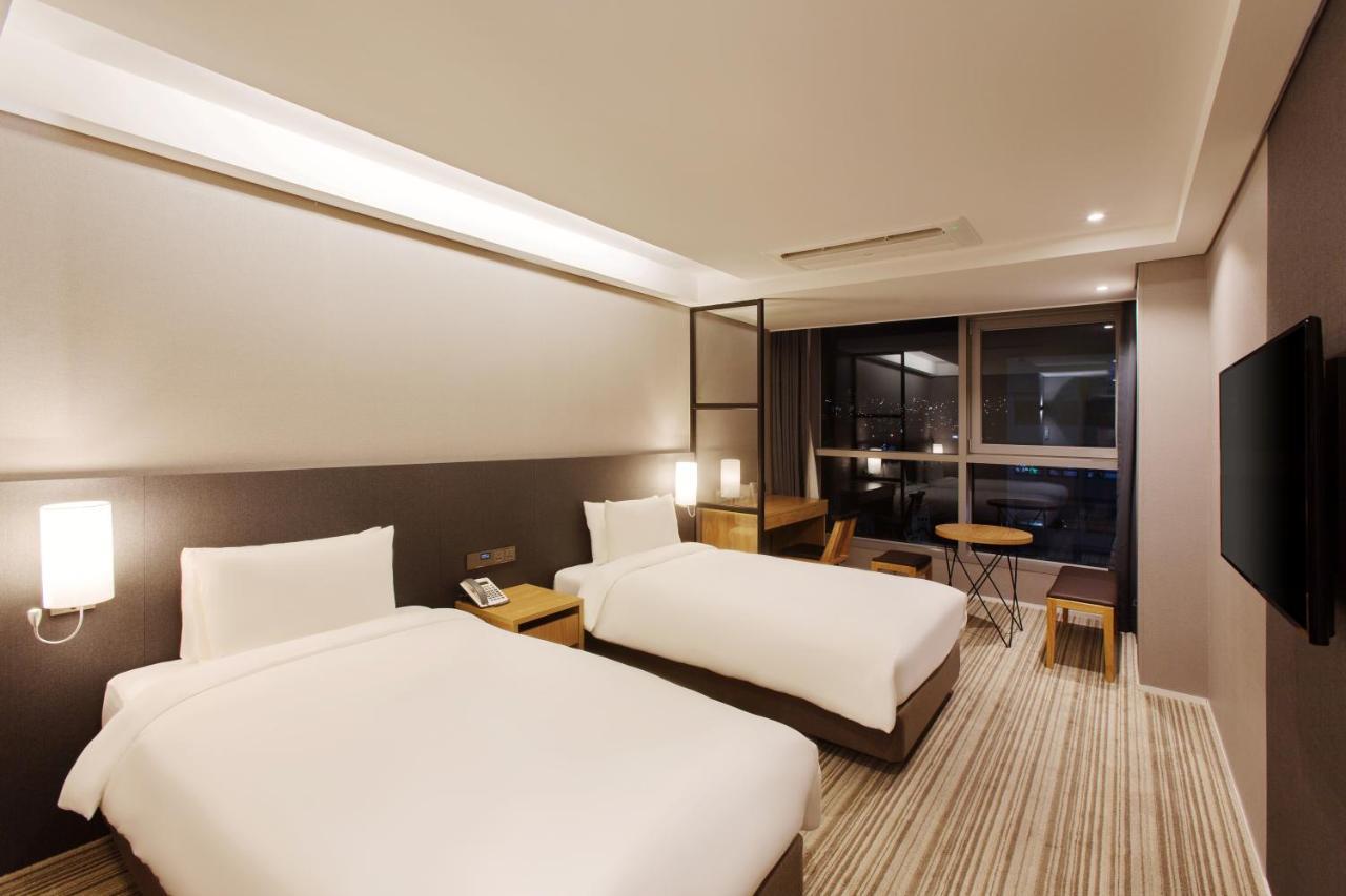 Hotel Adela Busan Esterno foto